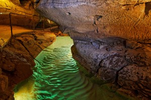 riviére souterrainne de la grotte de Labeil